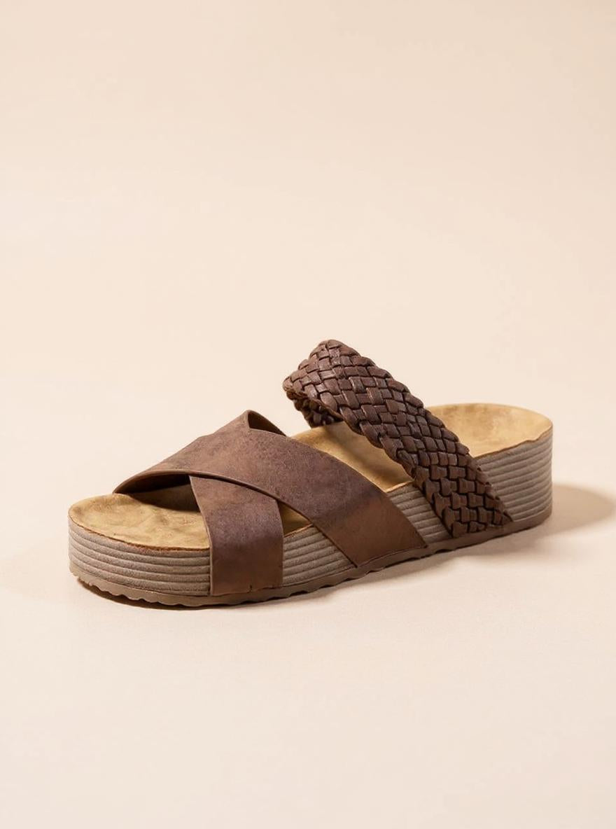 Signature Sandal | Dune