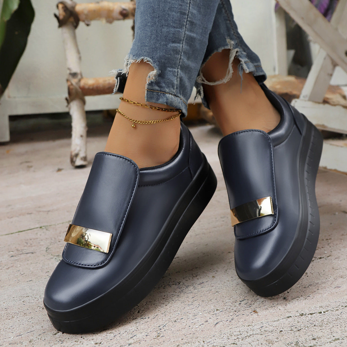 Alessia Cushioned Sneakers
