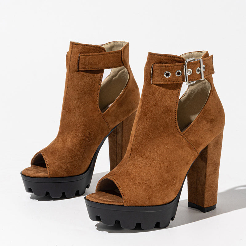 Amoura Platform Heels