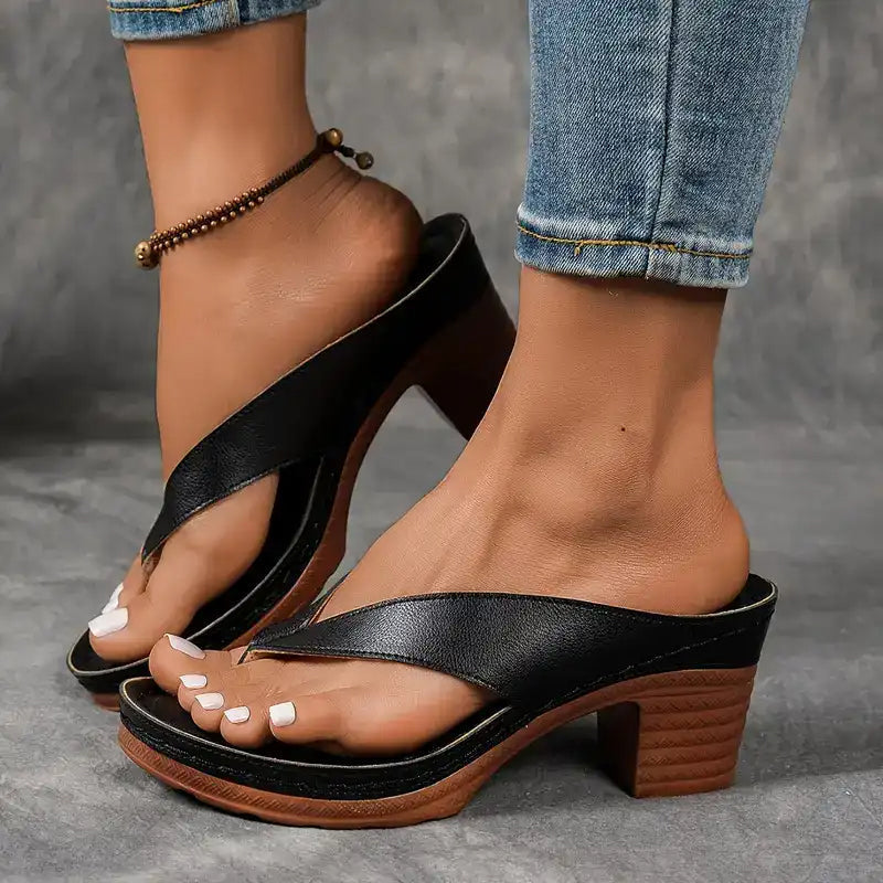 Yasmin - Elegant Relaxed Sandals