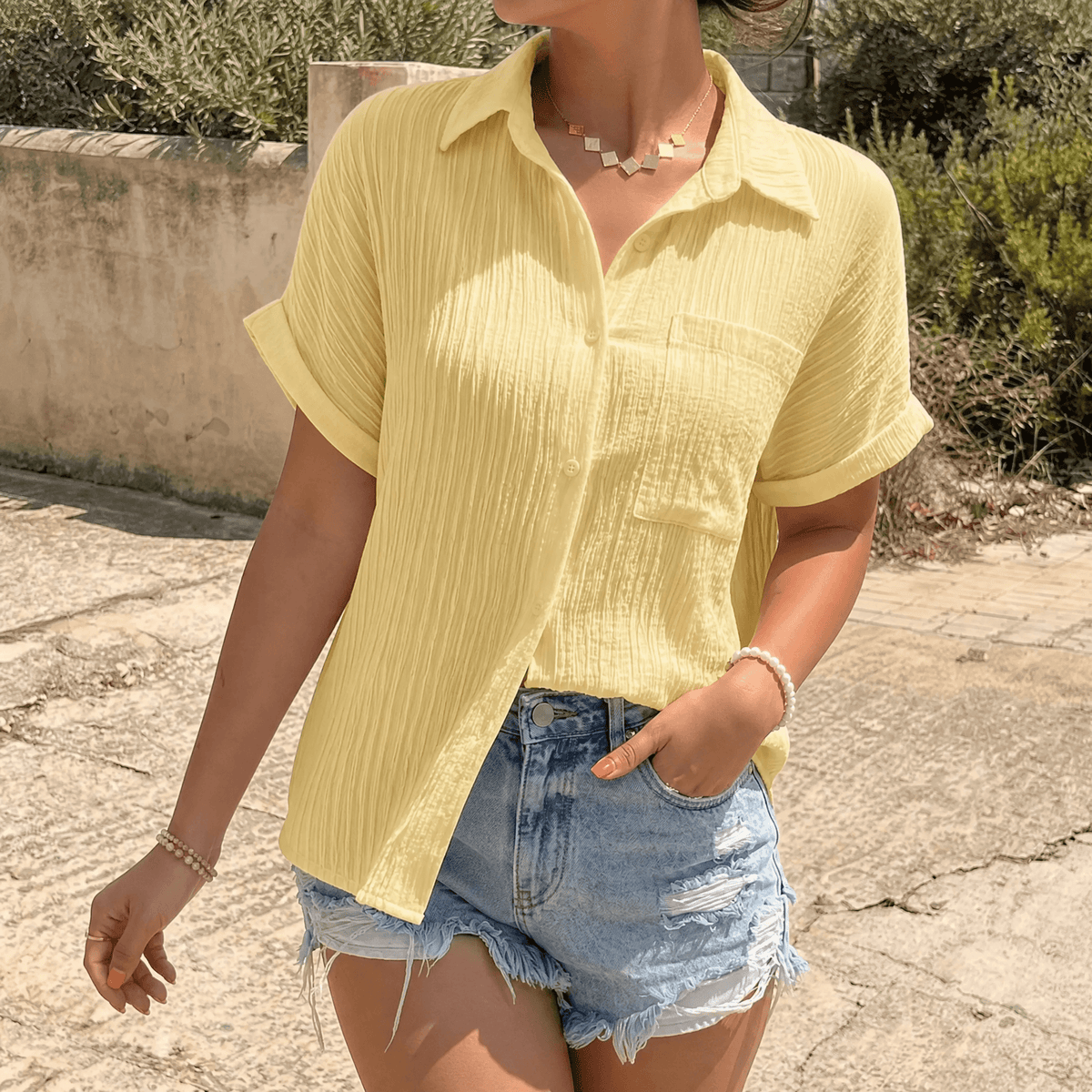 Vivara – Textured Crinkle Button-Down Shirt
